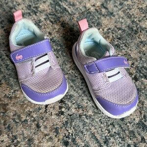 See Kai Run size 5 purple sneakers